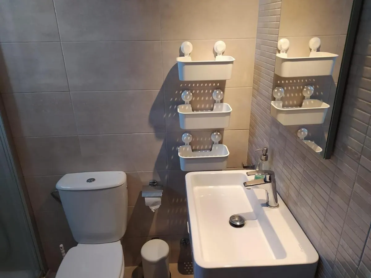 Сasa de vacaciones Cheerful 3 Bedroom Town House With Garage Tegueste España