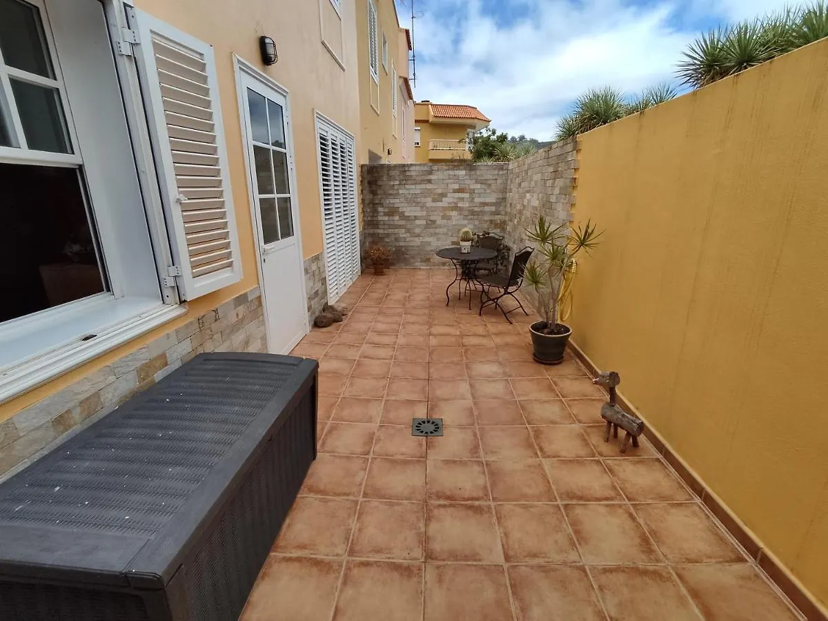 Cheerful 3 Bedroom Town House With Garage Tegueste 0*,  España